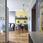Appartement Modern And Cozy- Location-b11/13