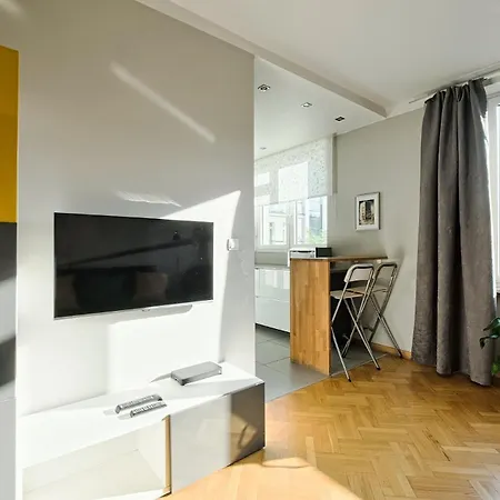Modern And Cozy- Location-b11/13 华沙