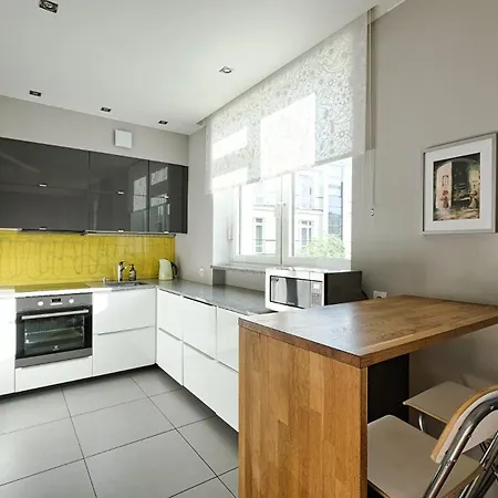公寓 Modern And Cozy- Location-b11/13 *